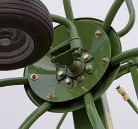 Heavy-Duty-Tine-Arms-Tedders
