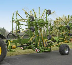 Swadro-1400-Plus-Travel-position-rakes-Krone-Australia