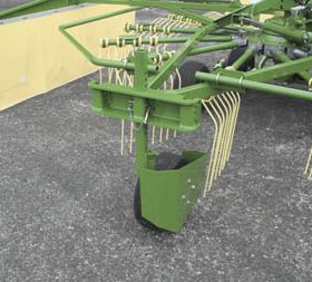 Swadro-2000-Swath-Curtains-Rake-Krone-Australia